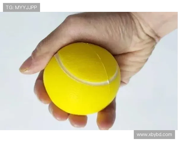 篮球新手必看：力量训练基础与技巧全面解析助你快速提升球场表现