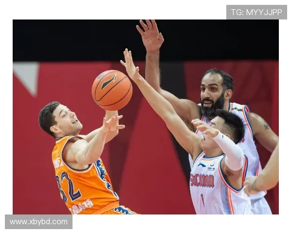 老虎大学与提华纳激情对决直播全程回顾与精彩瞬间分析