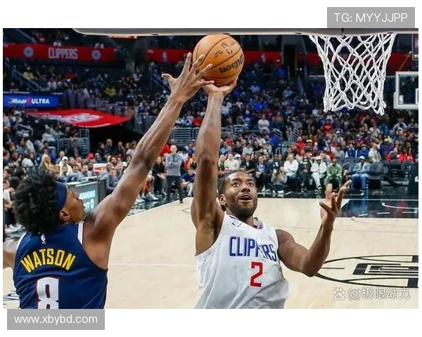 雷霆与快船激战正酣文字直播全程回顾精彩瞬间与赛况分析