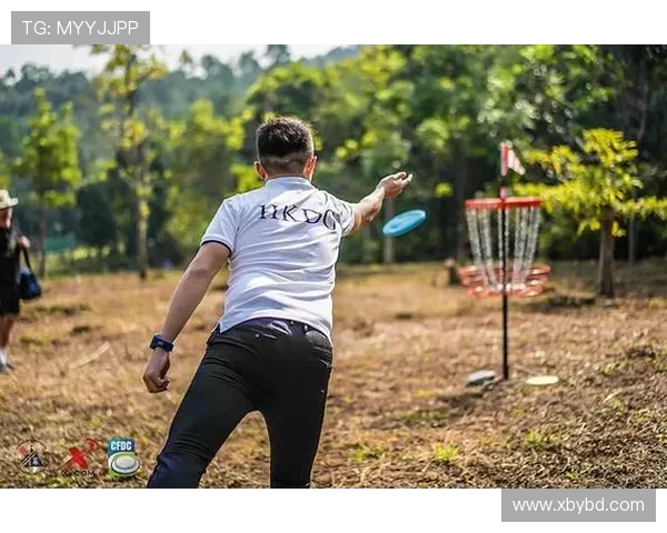 从零基础到飞盘高手:全面掌握飞盘技巧与力量训练的实用指南 从零基础到飞盘高手:全面掌握飞盘技巧与力量训练的实用指南